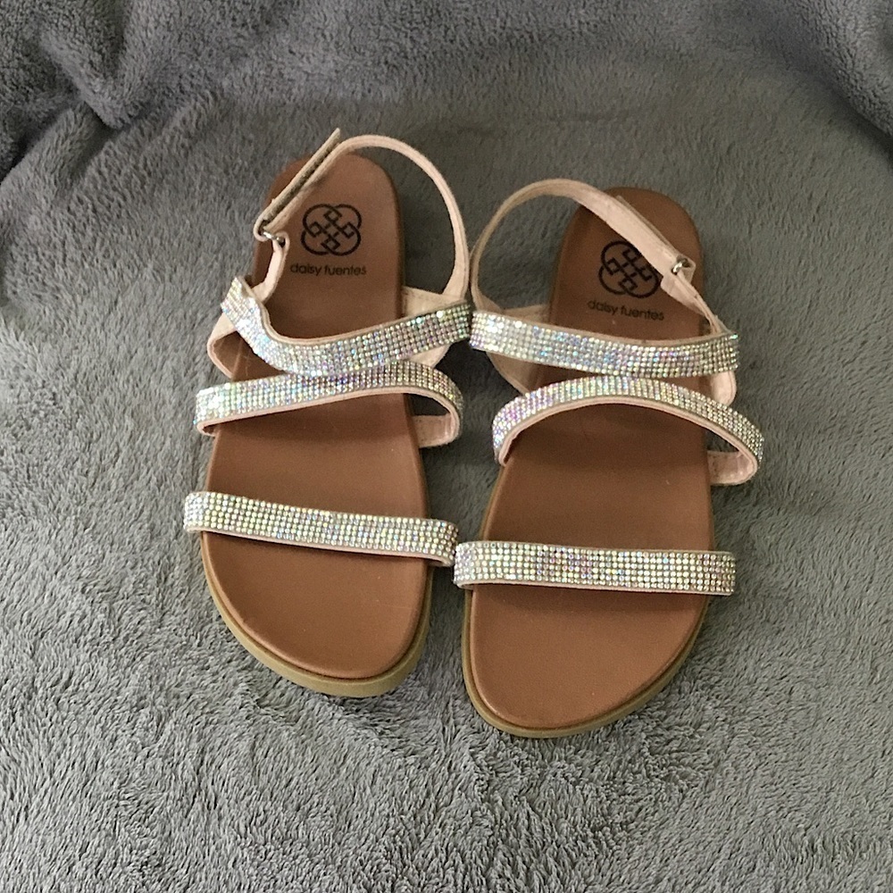 Daisy Fuentes Sparkly Sandals